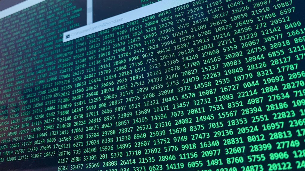 randomized alphanumeric hash string